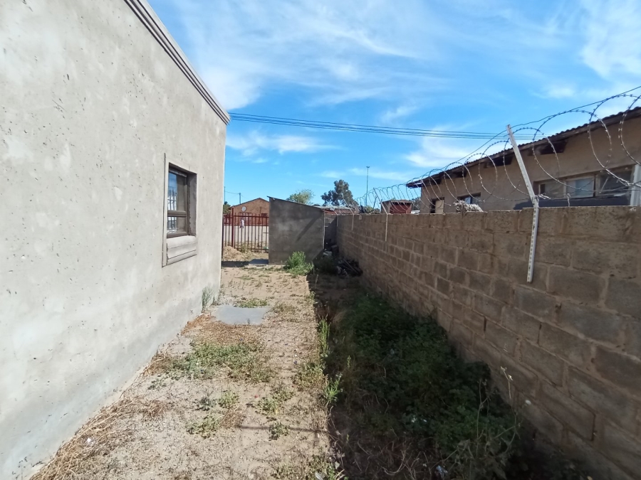 2 Bedroom Property for Sale in Batho Free State
